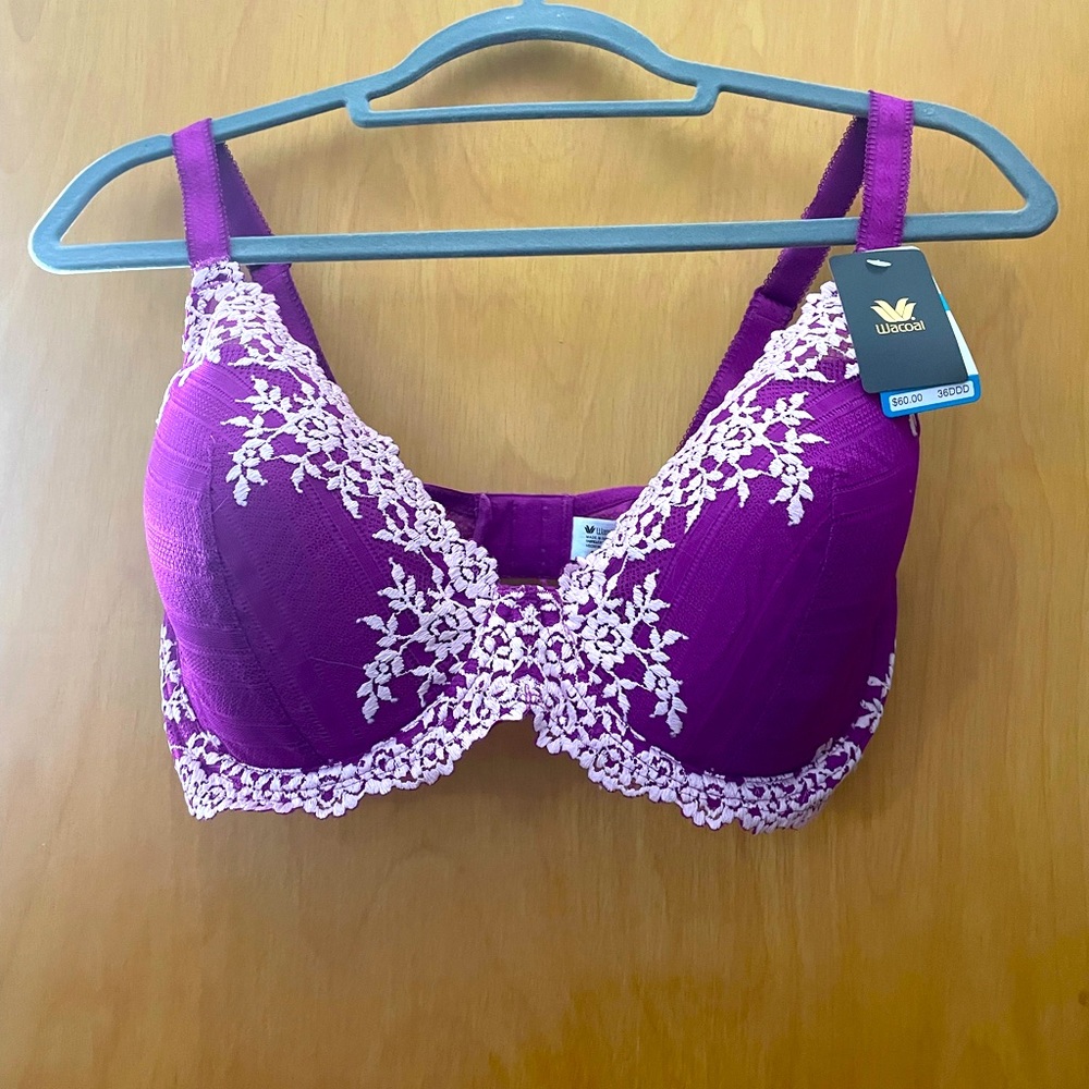 Wacoal 853291 36DDD new with tags dark pink